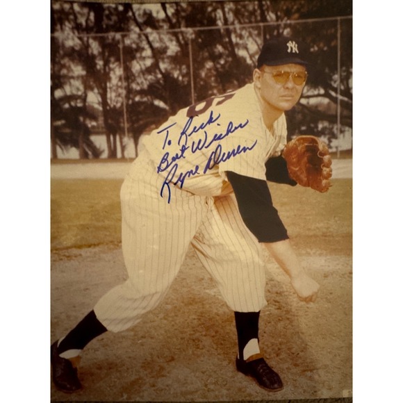 Other - Yankees RYNE DUREN ~ Signed Promotional Photo ~ NY Yankees ~ No COA